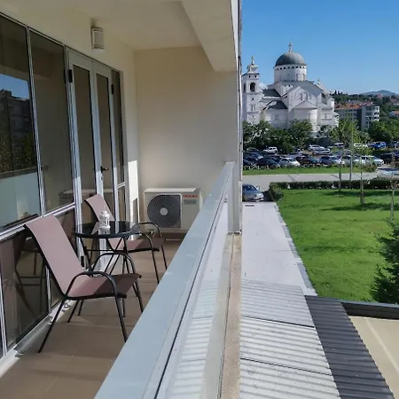 Apartment Radovic *